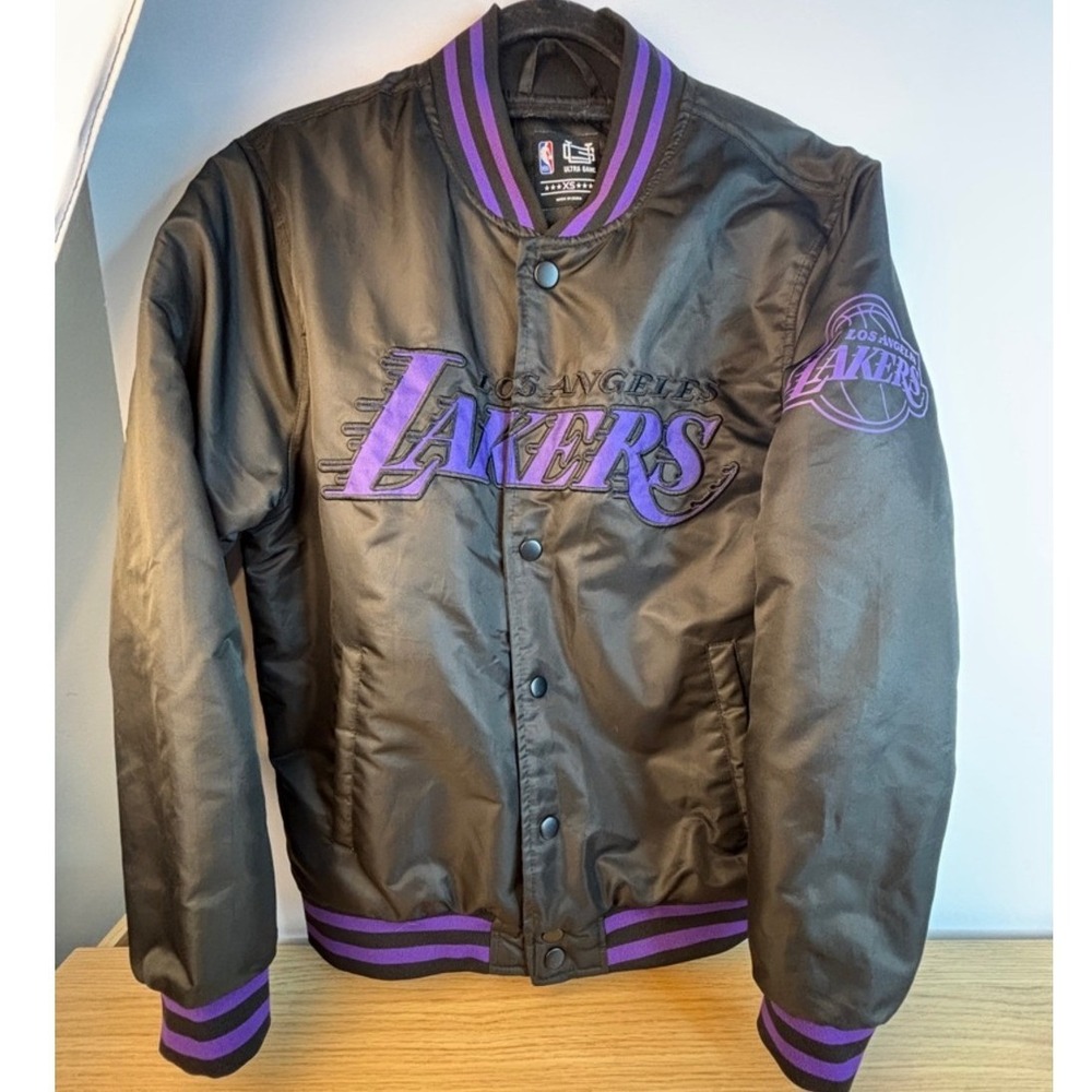 Ultra Game Jacket Los Angeles Lakers Varsity Bomber XS Black Purple NBA